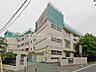 周辺：渋谷区立代々木中学校 840m
