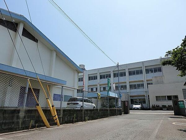 画像16:浅川小学校(750m)