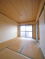 クレベール皇后崎 8階3DKのリビング/ダイニング