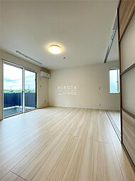 Polonia　Wakamatsu　A棟 1階2LDKのリビング/ダイニング