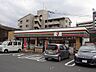 周辺：セブン‐イレブン／八幡紅梅1丁目店(189m)