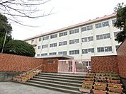 八枝小学校(515m)
