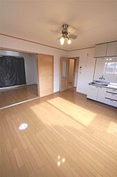 JR鹿児島本線 海老津駅 徒歩22分の賃貸アパート 2階1LDKのリビング/ダイニング