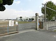 直方市立直方第三中学校(2、090m)