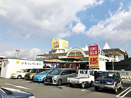 豊田メグリア本店 1925m