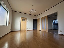 シルキーホワイト残堀 102 1階2DKのリビング/ダイニング