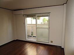 サープラスワン　大島 1階1Kのリビング/ダイニング