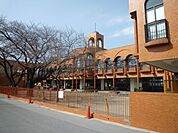 幼稚園、保育園「江南幼稚園まで720m」