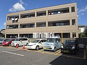重厚感のある建物です。