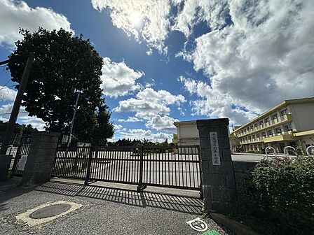 千葉市立柏井小学校まで徒歩7分