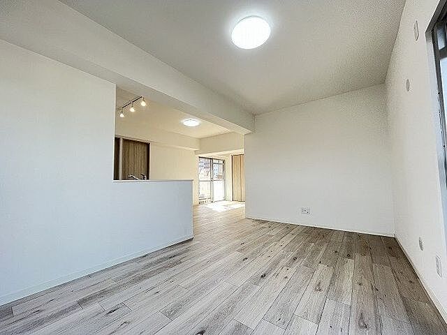 リビング/ダイニング パレス鳥居松 7階/-