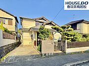 ◇外観写真◇2026年4月外壁塗装・屋根カバー工法・室内クリーニング・白蟻点検実施予定。5LDKと部屋数の多い住宅ですので、ゆったりと暮らせますね♪小学校徒歩9分、小さいお子様にも安心な距離です♪
