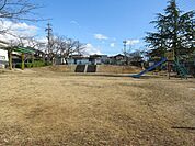ネオポリス4号公園 220m