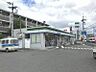 周辺：ファミリーマート　高槻古曽部店（890m）