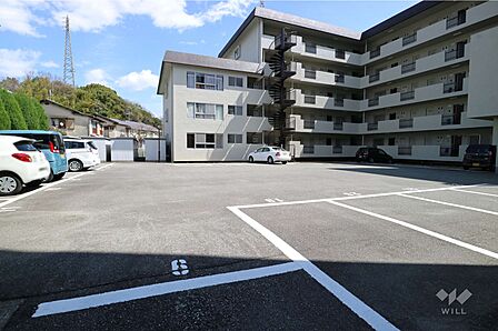 敷地内駐車場（屋外平面式）