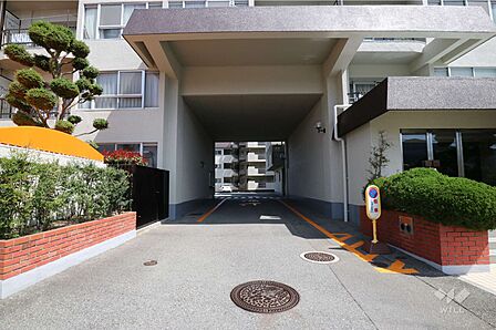 駐車場の出入り口