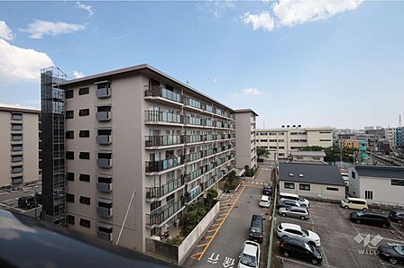 バルコニーからの眺め（南東方向）［2026年7月26日撮影］