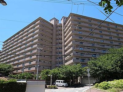 外観：宝塚清荒神ヒルズの外観（南東側から）