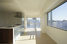 ピアースコード中目黒 302 3階1LDKのリビング/ダイニング