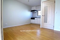 ボヌール２ 203 2階1DKのリビング/ダイニング