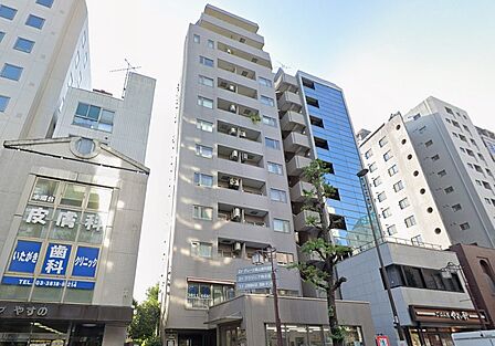 東京大学至近。文化ある街並みを背景にしたマンションです。