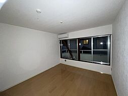 リーフガーデニア 2階ワンルームのリビング/ダイニング