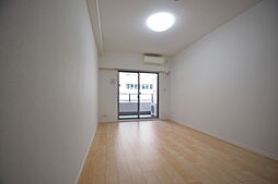 パークフラッツ江坂 202 2階1Kのリビング/ダイニング