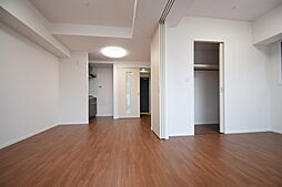 ノルデンハイム江坂垂水町 1101 11階1LDKのリビング/ダイニング