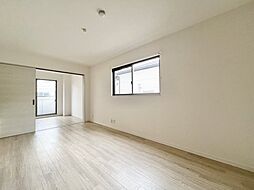 レジデンスコート豊中庄内 201 2階1LDKのリビング/ダイニング