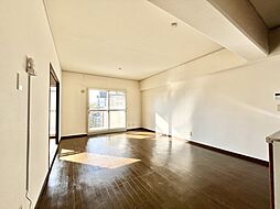 グリースシャトー桃山台 507 5階2LDKのリビング/ダイニング