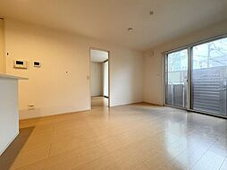 Auvergne Seybe 102 1階1LDKのリビング/ダイニング