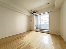 レジディア江坂 405 4階ワンルームのリビング/ダイニング