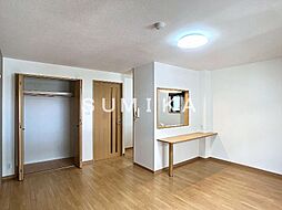 ヴィクトワール南方 4階ワンルームのリビング/ダイニング