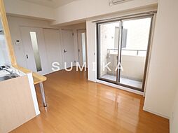 アーバン富田町 5階1LDKのリビング/ダイニング