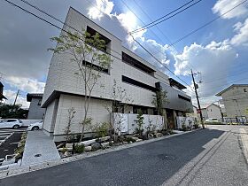 岡山県岡山市北区田中（賃貸マンション2LDK・3階・76.95㎡） その1