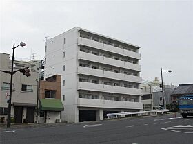 VILLA PRIMA（ヴィラ プリマ）  ｜ 岡山県岡山市北区番町1丁目（賃貸マンション1K・5階・30.57㎡） その1