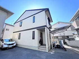 グラッシーガーデンE棟  ｜ 岡山県岡山市北区伊福町2丁目（賃貸一戸建3LDK・--・81.97㎡） その1