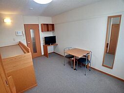 レオパレスメゾン津高 2階1Kのリビング/ダイニング