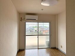 コンチネンタル学南町 2階1Kのリビング/ダイニング