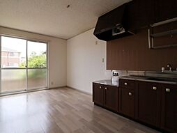 タウン妹尾 2階1LDKのリビング/ダイニング