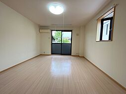 メゾン　ド　シュガー 2階1Kのリビング/ダイニング