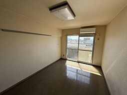 アルフィーネ十日市C棟 4階1Kのリビング/ダイニング