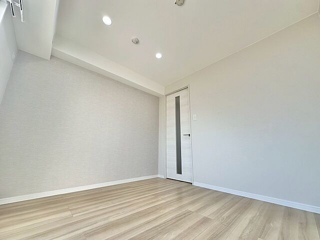 リビング/ダイニング 新宿区西早稲田3丁目12-3