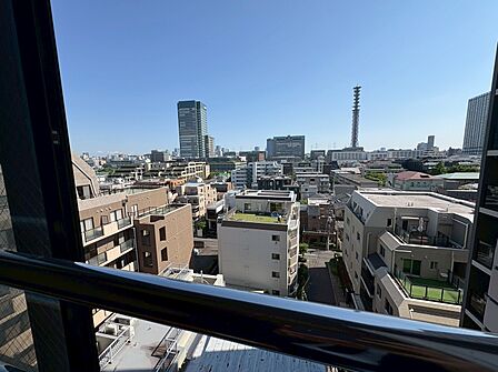 眺望や窓からの景色が良いと、家で過ごす時間も快適です。