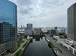 陽当たり・通風・開放感に恵まれた環境です。