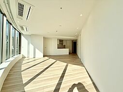 落ち着いた雰囲気に包まれて、伸びやかな空間。