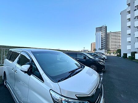 駐車スペースが嬉しいですね。※空き状況は都度ご確認下さい。