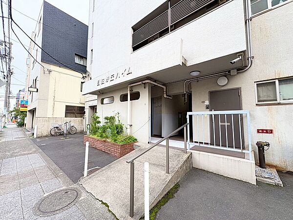 エントランスを拡大表示