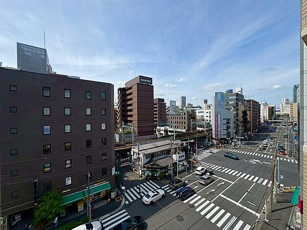 バルコニーを拡大表示