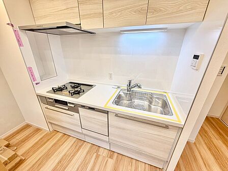 使いやすくスタイリッシュなキッチン空間になっております。